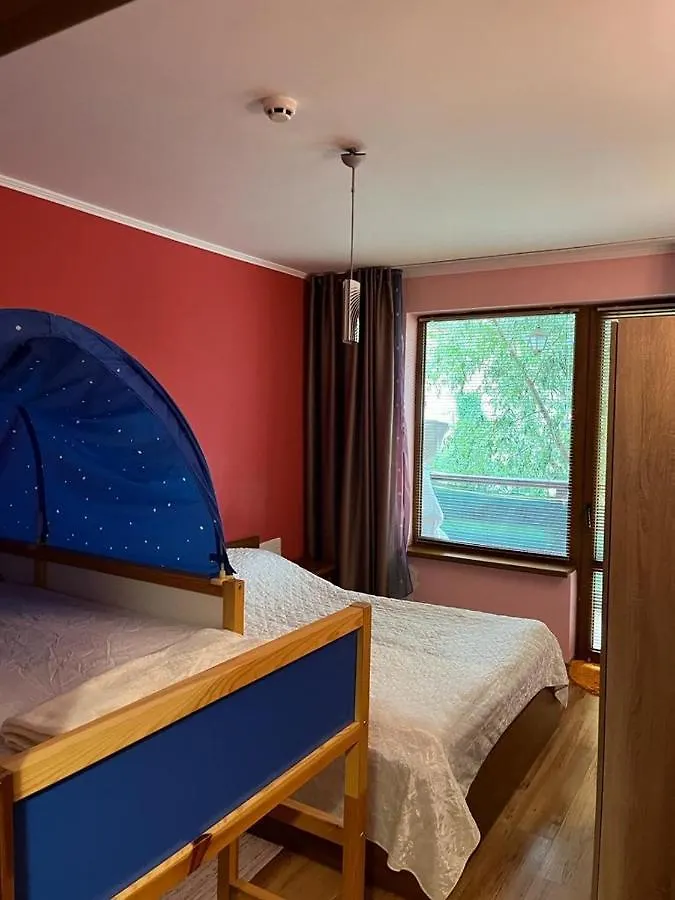 Ski Zone At Gondola, Perfect One Bdrm, Fast Wifi, Netflix, Quiet, Warm Bansko