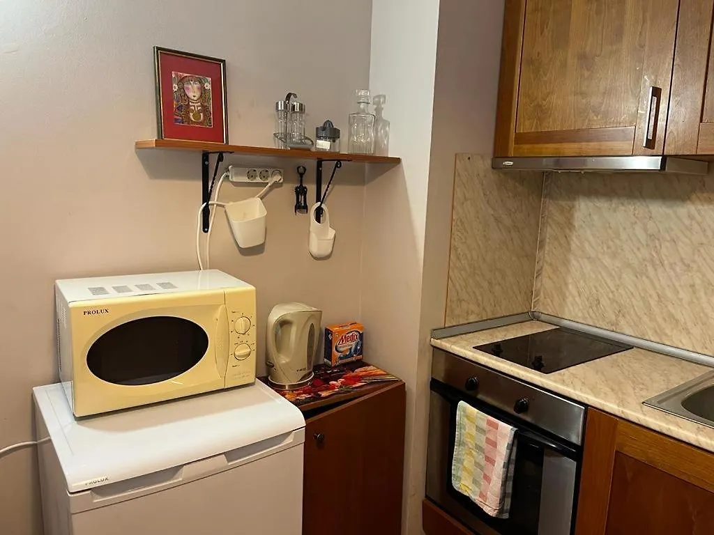 Ski Zone At Gondola, Perfect One Bdrm, Fast Wifi, Netflix, Quiet, Warm Bansko